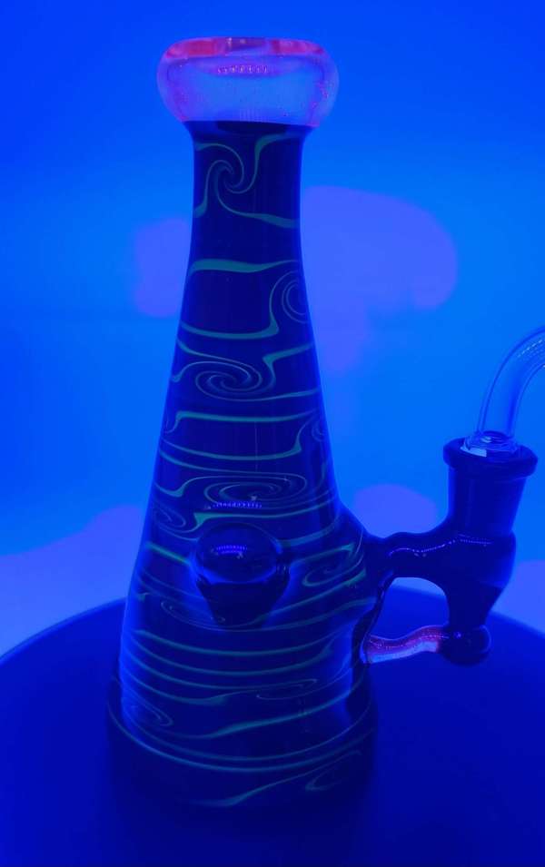 Stealth Series 14mm UV Reactive Dab Rig By @glassbyaj - Image 3