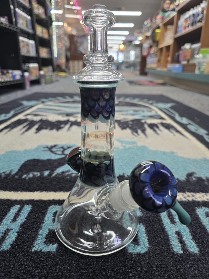 Dichro Scallop Design Waterpipe- Enfield, CT.